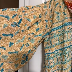 Stunning Kantha kimono with a hood. Fully reversible. 
Hand stitched